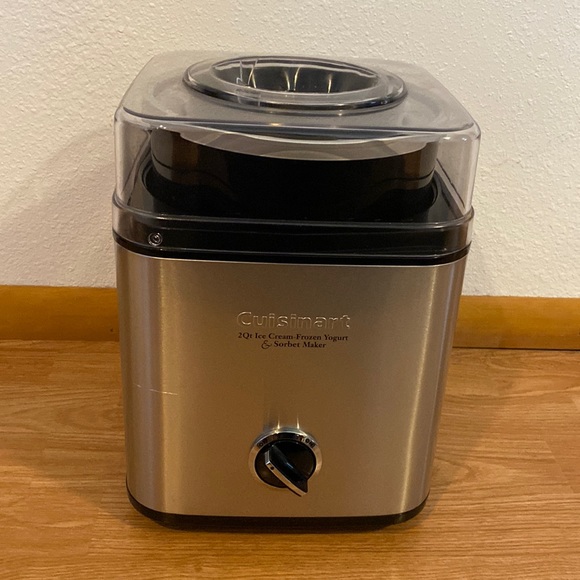 Cuisinart Other - Cuisinart Ice Cream- Frozen Yogurt & Sorbet Maker!
